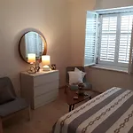 Kathryn Apartman