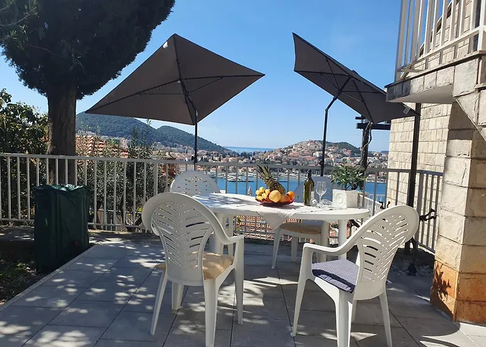 Kathryn דוברובניק